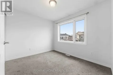 404 Edgevalley Court Ottawa ON K2S 2R3
