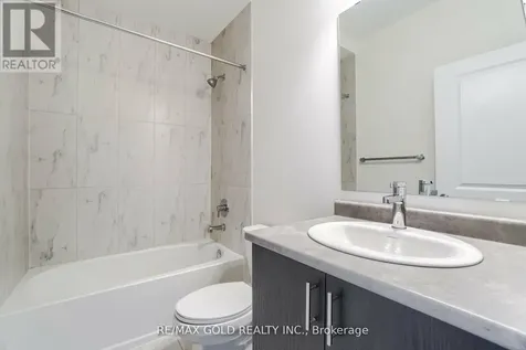 26 Del Grappa Street Caledon ON L7C 4L1