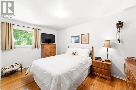 316 Leon Avenue Selwyn ON K9L 1M1