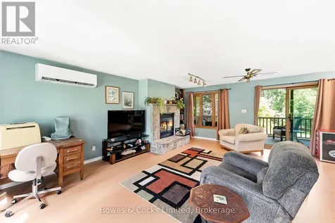 316 Leon Avenue Selwyn ON K9L 1M1