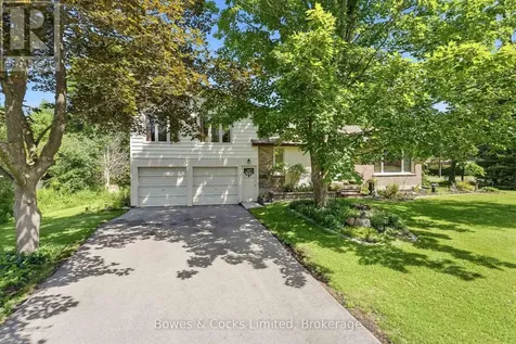 316 Leon Avenue Selwyn ON K9L 1M1