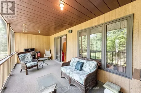 316 Leon Avenue Selwyn ON K9L 1M1