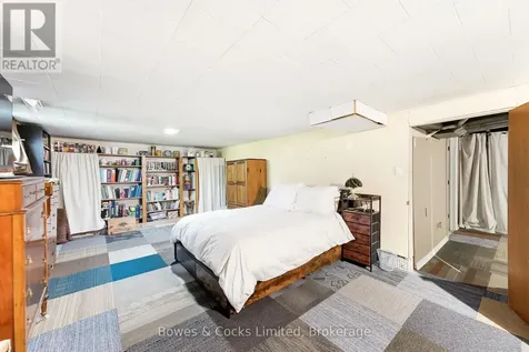 316 Leon Avenue Selwyn ON K9L 1M1