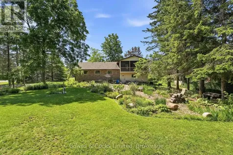316 Leon Avenue Selwyn ON K9L 1M1