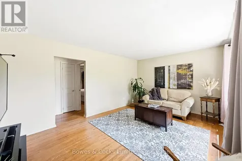 316 Leon Avenue Selwyn ON K9L 1M1