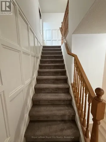 206 Rickson Avenue Guelph (kortright West) ON N1G 4Y6