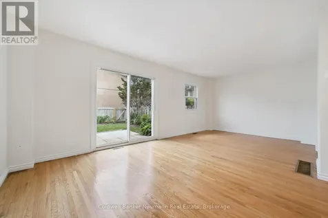 427 Victoria Road North Guelph (victoria North) ON N1E 5J0