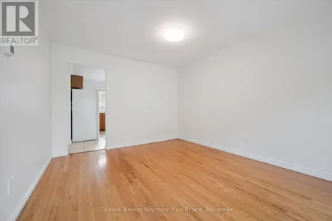427 Victoria Road North Guelph (victoria North) ON N1E 5J0