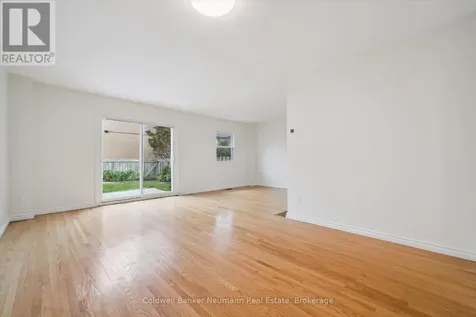 427 Victoria Road North Guelph (victoria North) ON N1E 5J0
