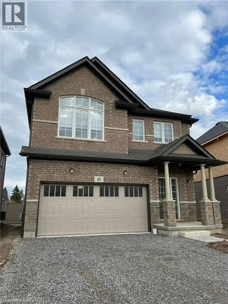 45 Bur Oak Drive Thorold ON L2V 0L9
