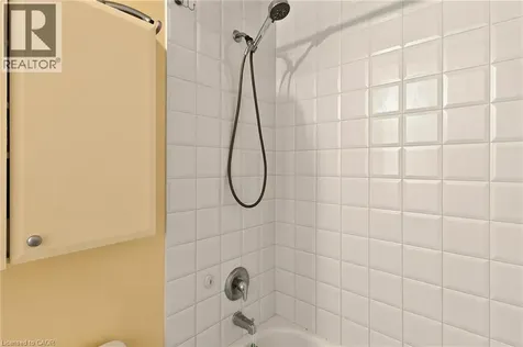 110 Activa Avenue Kitchener ON N2E 4K4