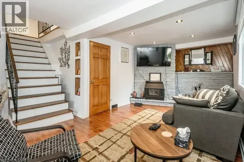 22 Dundonald Road Cambridge ON N1S 3H3