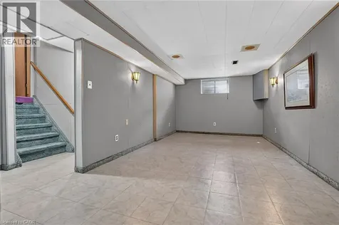 5 Hugo Court Hamilton ON L9C 4Y8