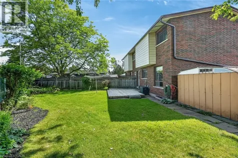 5 Hugo Court Hamilton ON L9C 4Y8