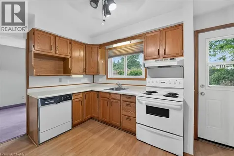 5 Hugo Court Hamilton ON L9C 4Y8