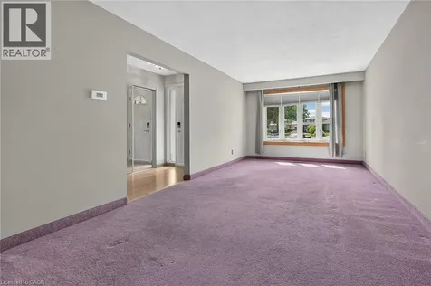 5 Hugo Court Hamilton ON L9C 4Y8