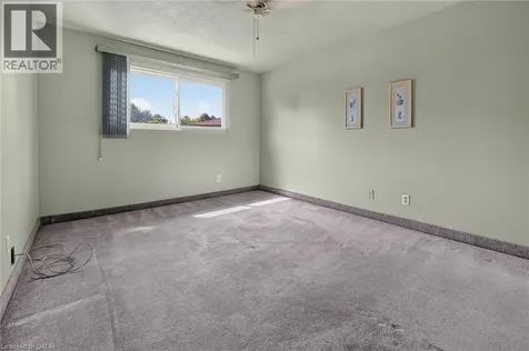 5 Hugo Court Hamilton ON L9C 4Y8