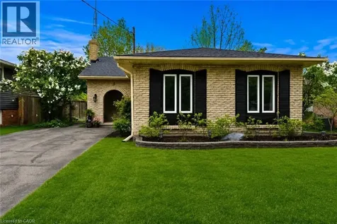 7 Ameer Drive St. Catharines ON L2N 3S9