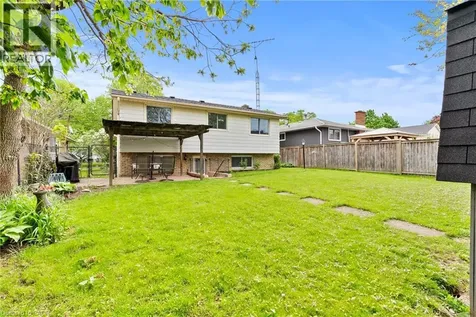 7 Ameer Drive St. Catharines ON L2N 3S9
