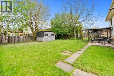7 Ameer Drive St. Catharines ON L2N 3S9