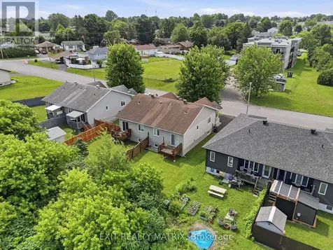 311 Nelson Street Hawkesbury ON K6A 1M1