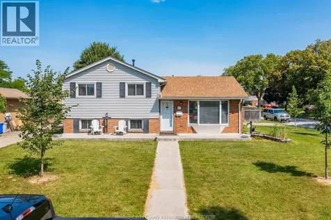 5122 Colbourne Drive Windsor ON N8T 1T8