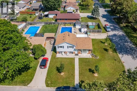 5122 Colbourne Drive Windsor ON N8T 1T8