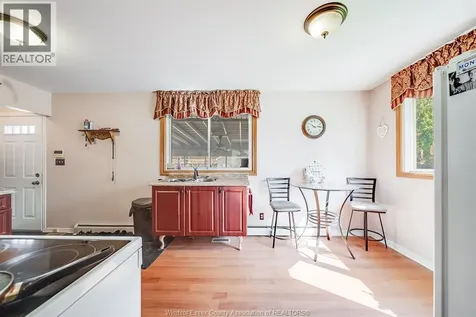 5122 Colbourne Drive Windsor ON N8T 1T8