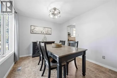 118 Finch Drive Sarnia ON N7S 5R9
