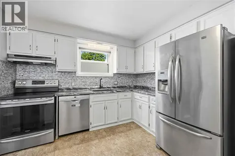 118 Finch Drive Sarnia ON N7S 5R9