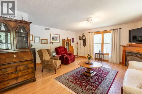 9952 Powell Road Lambton Shores ON N0N 2L0