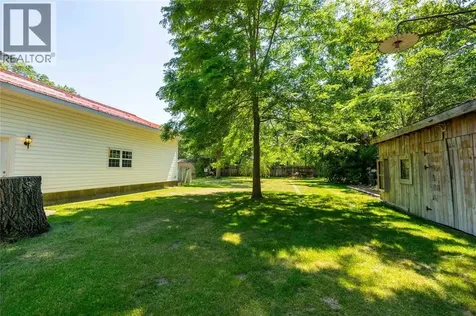 9952 Powell Road Lambton Shores ON N0N 2L0
