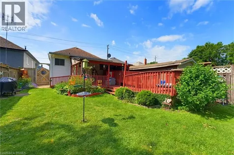 128 Mary Street Brantford ON N3S 3B9