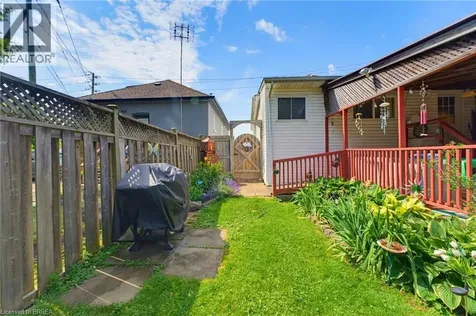 128 Mary Street Brantford ON N3S 3B9
