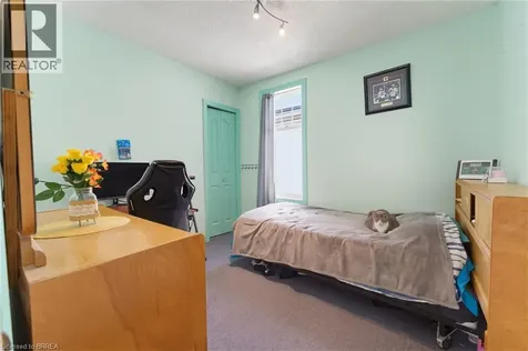 128 Mary Street Brantford ON N3S 3B9
