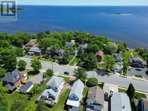 138 Lakeside Avenue Blind River ON P0R 1B0