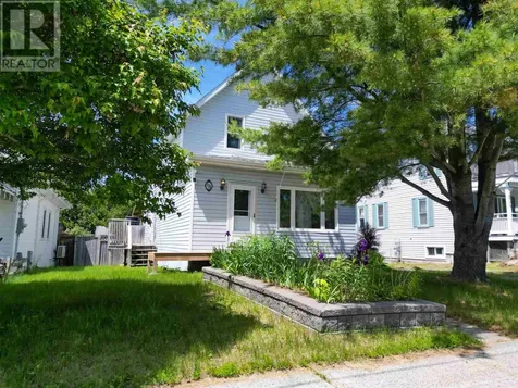 138 Lakeside Avenue Blind River ON P0R 1B0
