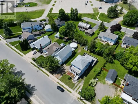 138 Lakeside Avenue Blind River ON P0R 1B0