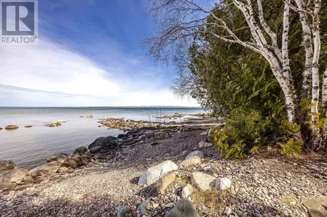 2062 Havilland Shores Drive Goulais River ON P0S 1E0