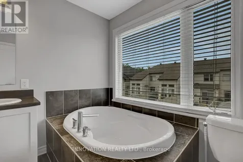 253 Shinleaf Crescent Ottawa ON K1W 0J2