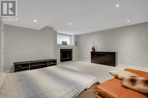 253 Shinleaf Crescent Ottawa ON K1W 0J2