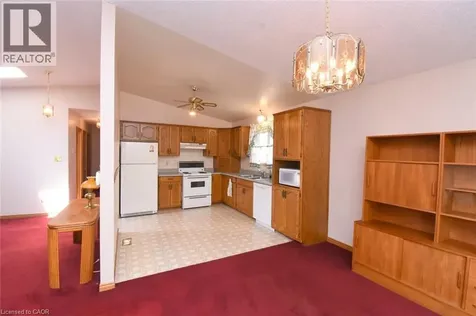 32 Mcmaster Drive Caledonia ON N3W 1H5