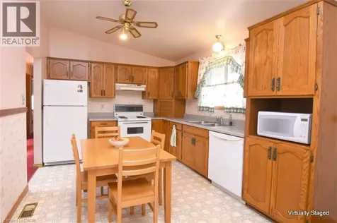 32 Mcmaster Drive Caledonia ON N3W 1H5