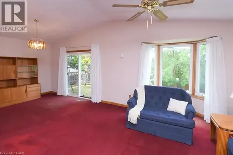 32 Mcmaster Drive Caledonia ON N3W 1H5
