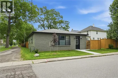 5196 Fourth Avenue Niagara Falls ON L2E 1P4