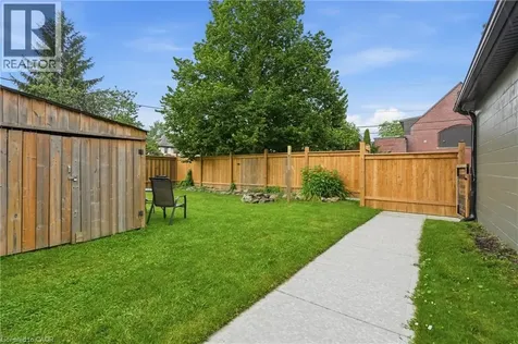 5196 Fourth Avenue Niagara Falls ON L2E 1P4
