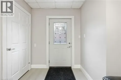5196 Fourth Avenue Niagara Falls ON L2E 1P4
