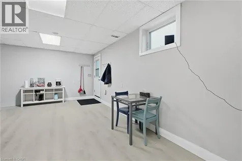 5196 Fourth Avenue Niagara Falls ON L2E 1P4