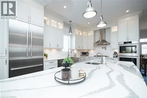 21 Tedley Boulevard Brantford ON N3T 0E3