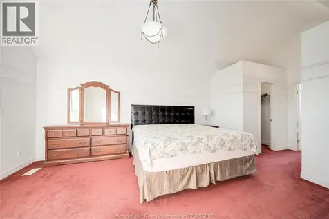 5023 Southwood Lakes Boulevard Windsor ON N9G 2Y1